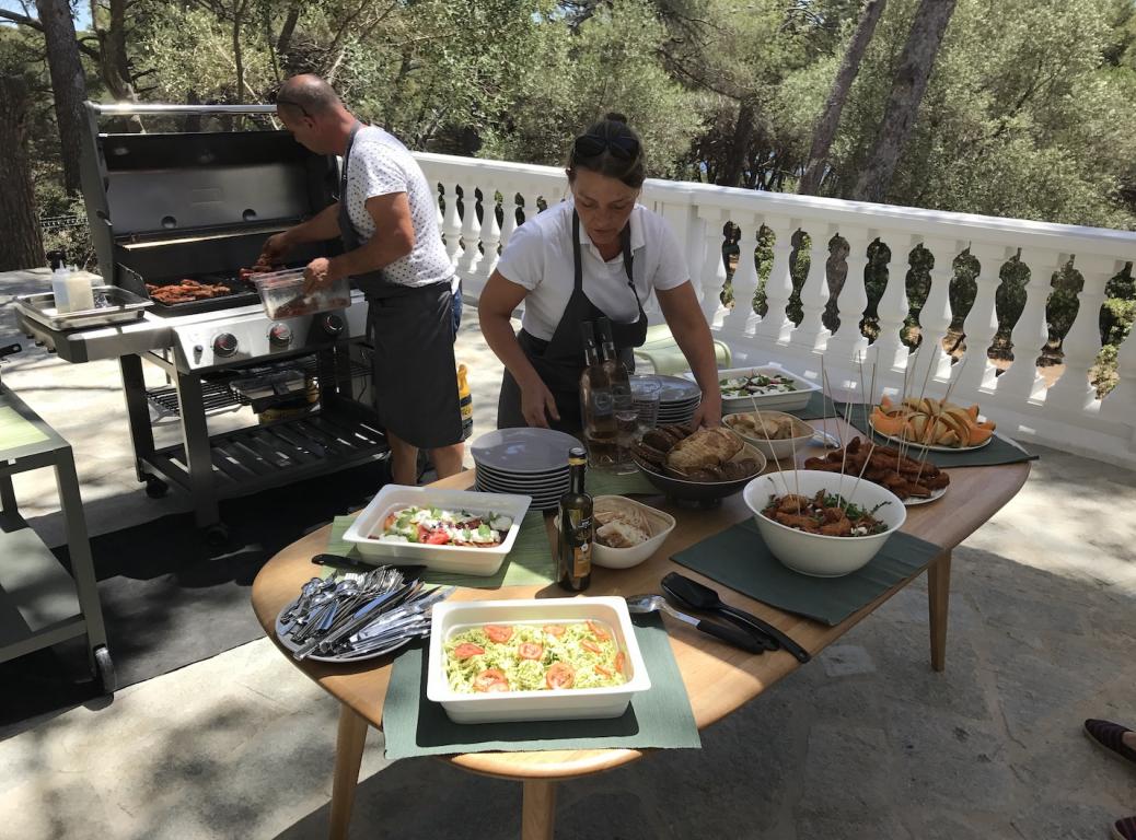Déjeuner en préparation à la Villa Cognacq-Jay, dans le Var à Giens