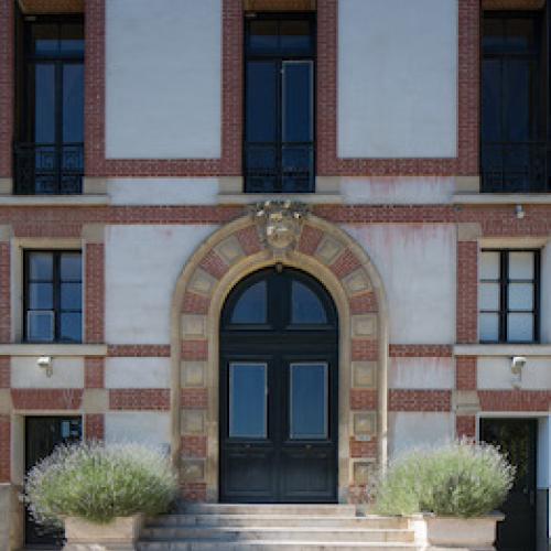 Façade des Pressoirs du Roy, l'internat de la Maison d'enfants de Seine et Marne